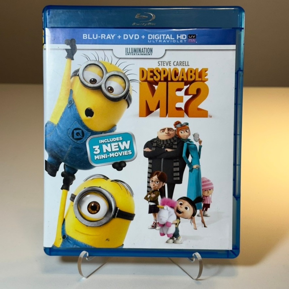 Despicable Me 2 Blu ray DVD Digital HD Movie Steve Carell Minions
